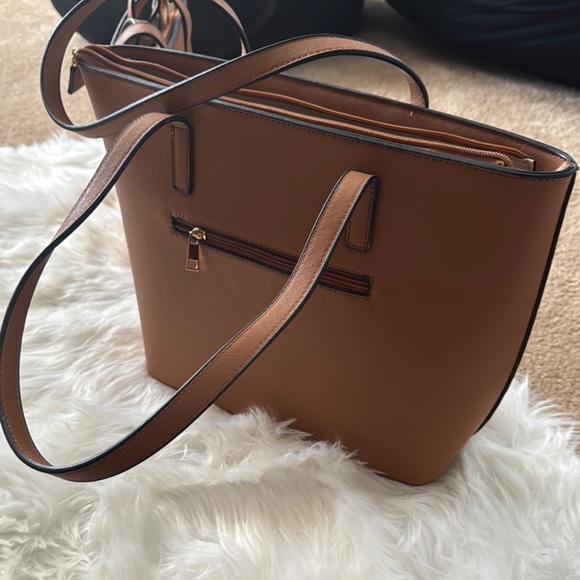 Elegant Tan Handbag Set of 3 - Picture 5 of 15